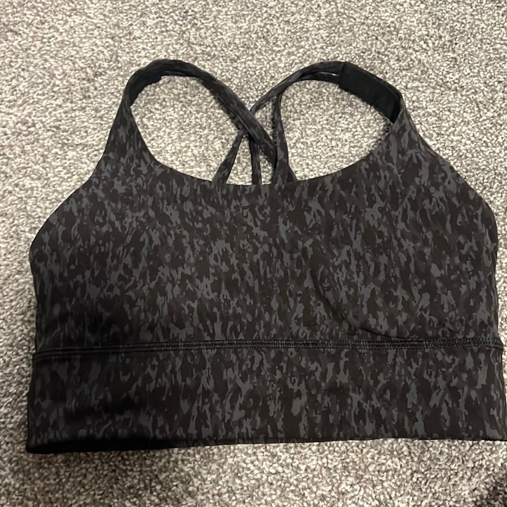 Lululemon Energy Longline Bra Medium Support  B–D cups, size 6